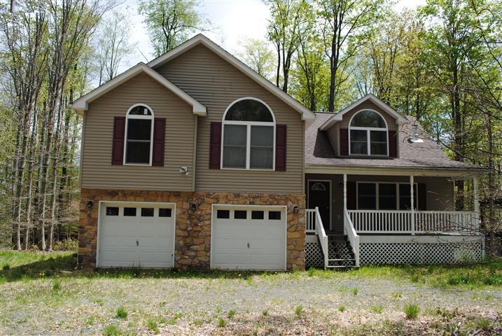 Poconos Hillside Model Liberty Homes Custom Builders