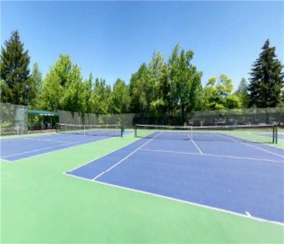  Pocono Farms Country club Tennis Court - A Golf Coursre Community