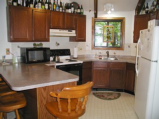 Poconos PA Vacation Home For Rent - Kitchen