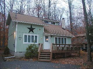 Front View of Arrowhead Lake Rental Real Estate