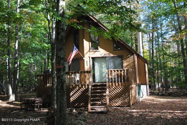 Front View of Arrowhead Lake Rental Real Estate